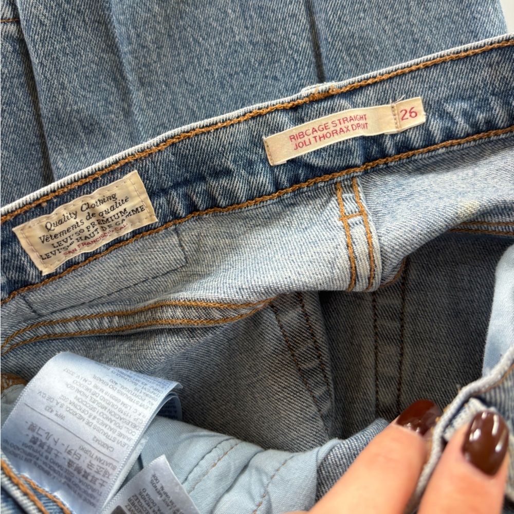 Levi's Women's Ribcage Straight Jeans -26 - Picture 5 of 5